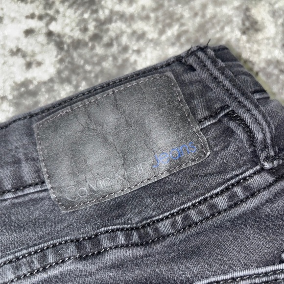 Calvin Klein Jeans Black Skinny Fit Stretch Denim Jeans Size: 32/ US14 (long) - Picture 3 of 5
